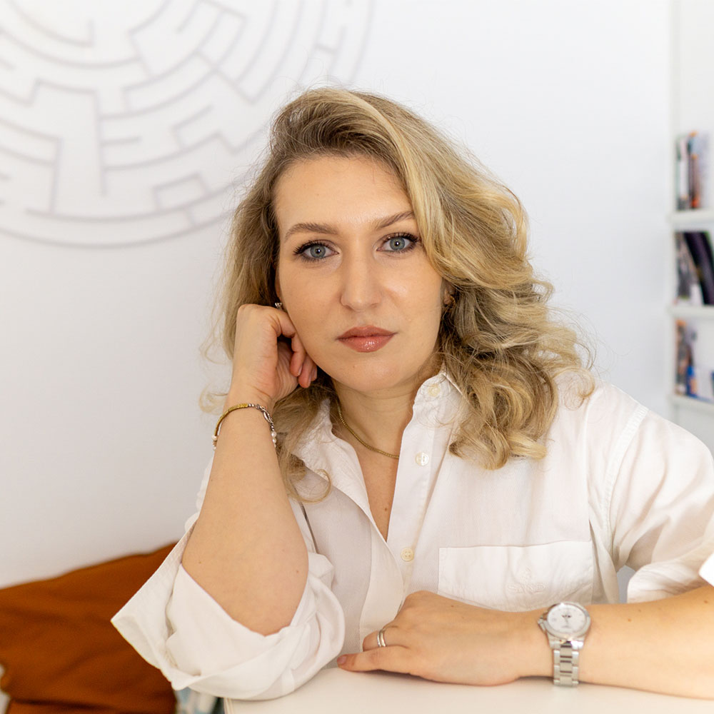 Psihoterapeut Valeria Mărincean - formare transpersonală